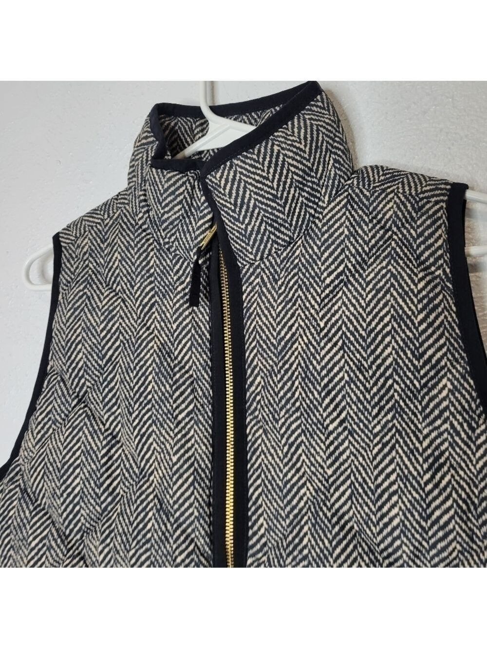 J. Crew Herringbone Zip Up Quilted Classic Vest Women's Size XSmall - Picture 7 of 16